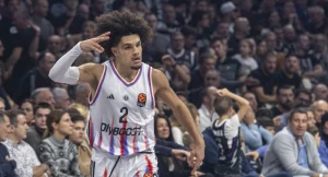 Η Παρί «γκρέμισε» την Μπαρτσελόνα και την πέταξε εκτός τετράδας