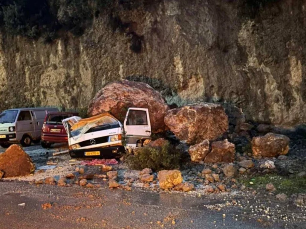Πλημμύρες, κατολισθήσεις και καταστροφές από τις βροχοπτώσεις στην Ήπειρο