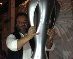 Αποκάλυψη: Ο Μάριος Ηλιόπουλος στους πανηγυρισμούς τίτλου του Ολυμπιακού το 2012 (Photo+video)