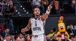 Ο καθοριστικός Έντουαρντς οδήγησε τη Βίρτους στη νίκη επί της Μπαρτσελόνα με 85-80