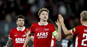 Η Άλκμααρ επικράτησε 4-0 της Νόα και προκρίθηκε στους «16»