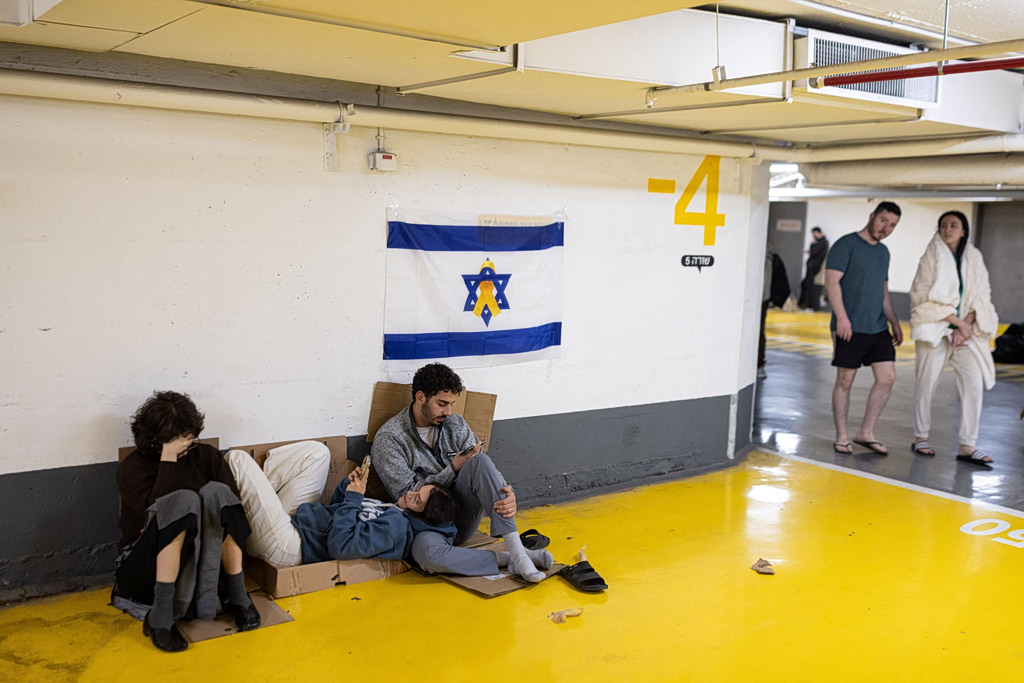 Επίθεση στο Ιράν: Επιστροφή στα καταφύγια στο Τελ Αβίβ (video & photo)