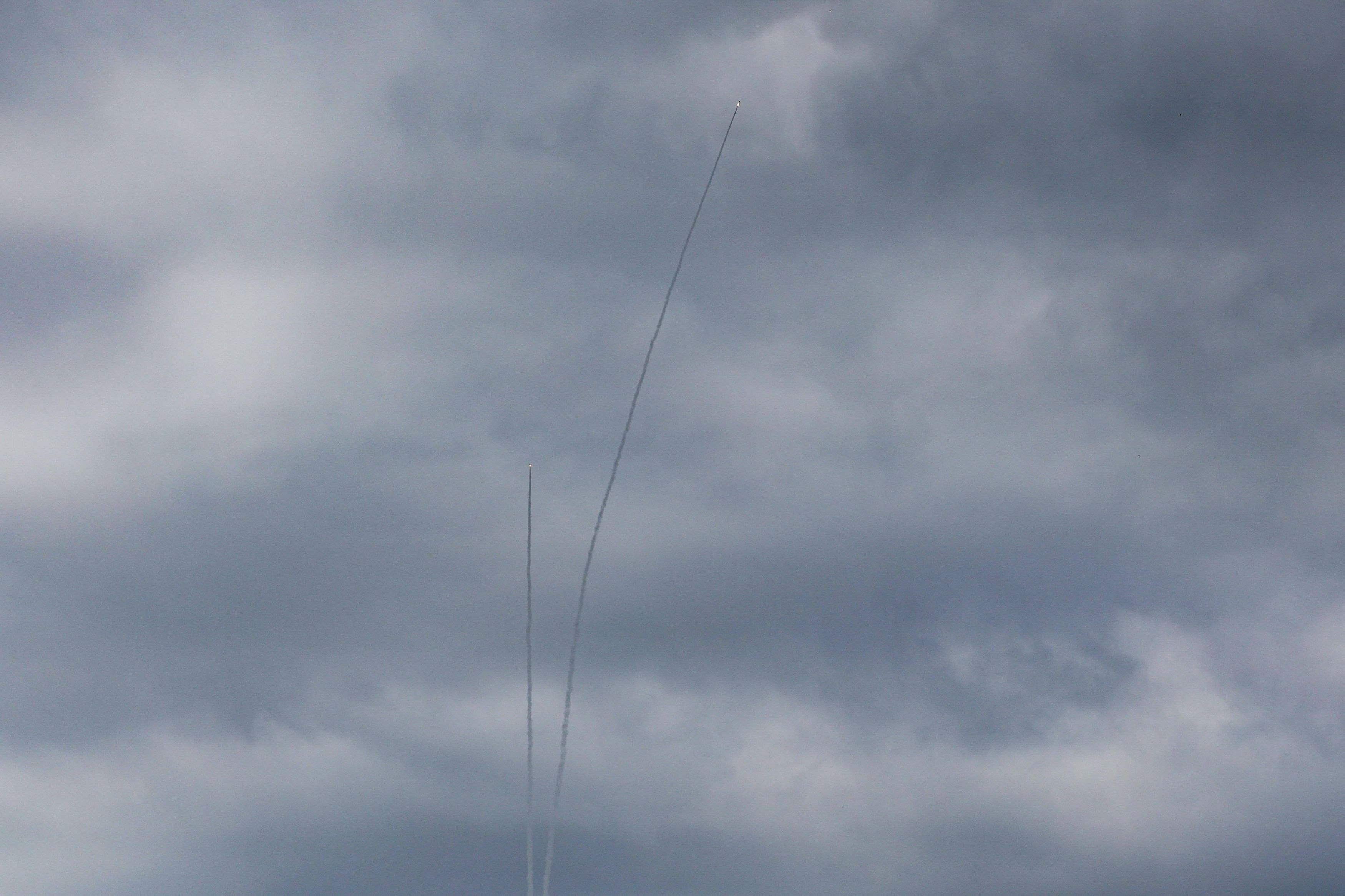 &Epsilon;&pi;ί&theta;&epsilon;&sigma;&eta; &sigma;&tau;&omicron; &Iota;&rho;ά&nu;: &Epsilon;&kappa;&rho;ή&xi;&epsilon;&iota;&sigmaf; &sigma;&tau;&omicron; &Kappa;&omicron;&upsilon;&beta;έ&iota;&tau;, &tau;&omicron; &Alpha;&mu;&pi;&omicron;ύ &Nu;&tau;ά&mu;&pi;&iota; &kappa;&alpha;&iota; &tau;&eta; &Nu;&tau;ό&chi;&alpha;