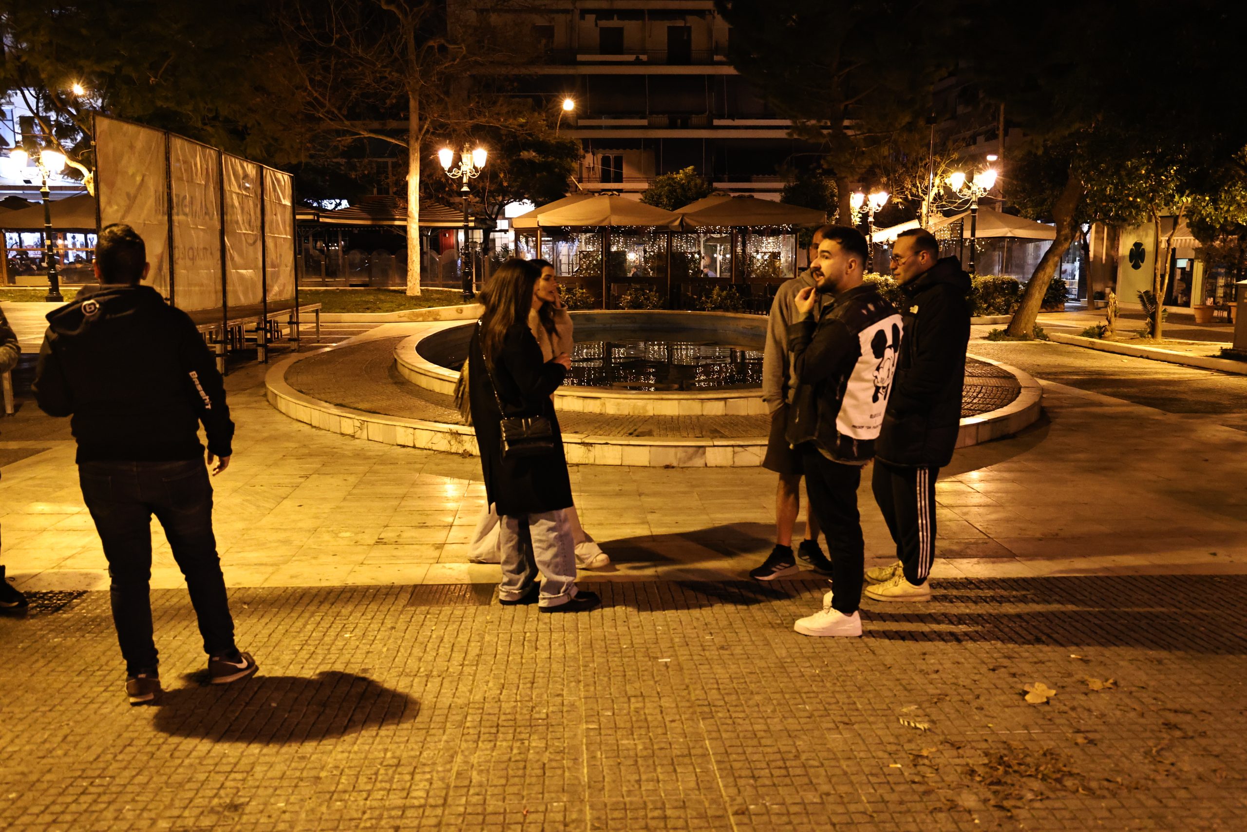 &laquo;&Alpha;&gamma;&kappa;&alpha;&lambda;&iota;ά &mu;&epsilon; &tau;&omicron;&nu; &theta;ά&nu;&alpha;&tau;&omicron; &sigma;&epsilon; &sigma;&upsilon;&nu;&tau;&rho;&iota;&beta;ά&nu;&iota;&raquo;: &Omicron;&iota; &eta;&rho;&omega;&iota;&kappa;έ&sigmaf; &pi;&rho;&omicron;&sigma;&pi;ά&theta;&epsilon;&iota;&epsilon;&sigmaf; &alpha;&sigma;&tau;&upsilon;&nu;&omicron;&mu;&iota;&kappa;ώ&nu; &kappa;&alpha;&iota; &gamma;&iota;&alpha;&tau;&rho;ώ&nu; &gamma;&iota;&alpha; &nu;&alpha; &sigma;&omega;&theta;&epsilon;ί &kappa;&omicron;&rho;&iota;&tau;&sigma;ά&kappa;&iota; 2 &epsilon;&tau;ώ&nu;