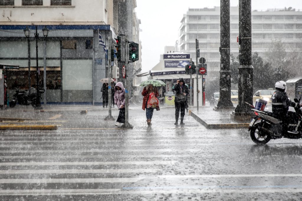 Ξέσπασε ο Θοδωρής Κολυδάς: «Υπερβολή να “βαφτίζονται” οι βροχοπτώσεις έκτακτο γεγονός… Βρισκόμαστε στον χειμώνα»