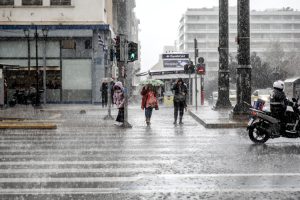 Ξέσπασε ο Θοδωρής Κολυδάς: «Υπερβολή να “βαφτίζονται” οι βροχοπτώσεις έκτακτο γεγονός… Βρισκόμαστε στον χειμώνα»