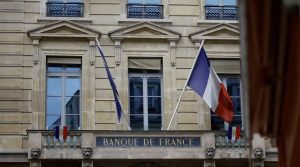 Ξεκινά ο «χορός» για τη διαδοχή στην Κεντρική Τράπεζα της Γαλλίας