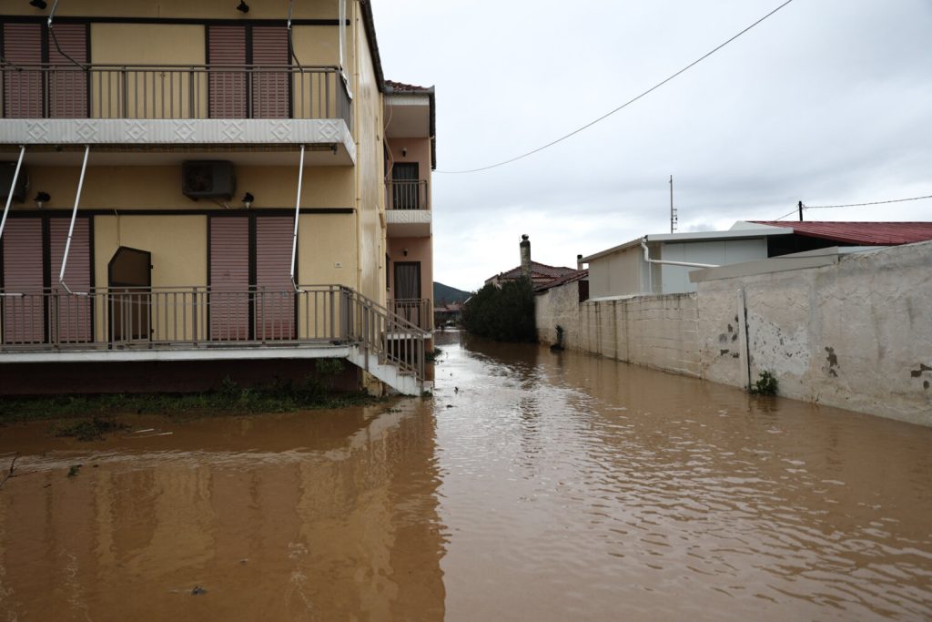 Προειδοποιήσεις μετεωρολόγων για δεύτερο κύμα κακοκαιρίας στην Αττική – «Μην ξεγελιέστε από τον ήλιο»