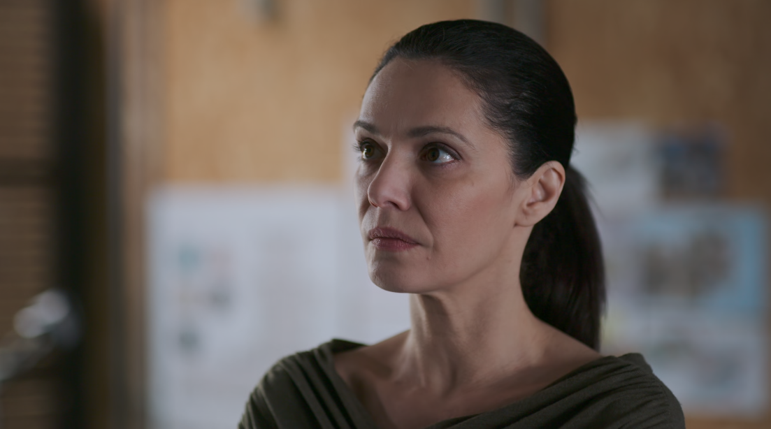 &laquo;&Mu;&iota;&alpha; &Nu;ύ&chi;&tau;&alpha; &Mu;ό&nu;&omicron;&raquo;: &Eta; &pi;&rho;&omicron;&sigma;&pi;ά&theta;&epsilon;&iota;&alpha; &gamma;&iota;&alpha; &tau;&eta;&nu; &alpha;&pi;&omicron;&kappa;&alpha;&tau;ά&sigma;&tau;&alpha;&sigma;&eta; &tau;&eta;&sigmaf; &alpha;&lambda;ή&theta;&epsilon;&iota;&alpha;&sigmaf; &pi;&epsilon;&rho;&iota;&pi;&lambda;έ&kappa;&epsilon;&tau;&alpha;&iota; &ndash; &Tau;&iota; &theta;&alpha; &delta;&omicron;ύ&mu;&epsilon; &sigma;&tau;&alpha; &epsilon;&pi;ό&mu;&epsilon;&nu;&alpha; &epsilon;&pi;&epsilon;&iota;&sigma;ό&delta;&iota;&alpha;