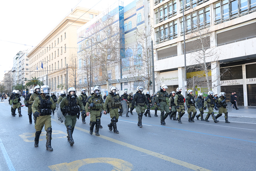 Live blog Τέμπη: Επεισόδια μετά το μεγαλειώδες συλλαλητήριο στην Αθήνα