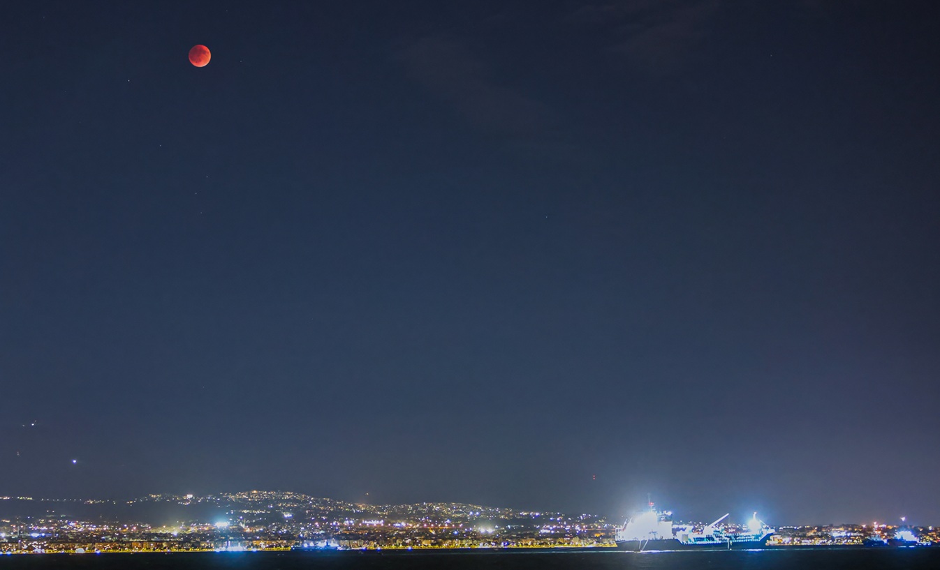 Έ&rho;&chi;&epsilon;&tau;&alpha;&iota; &tau;&omicron; &laquo;&Mu;&alpha;&tau;&omega;&mu;έ&nu;&omicron; &Phi;&epsilon;&gamma;&gamma;ά&rho;&iota;&raquo;: &Gamma;&iota;&alpha;&tau;ί &lambda;έ&gamma;&epsilon;&tau;&alpha;&iota; έ&tau;&sigma;&iota; &kappa;&alpha;&iota; &pi;ό&tau;&epsilon; &theta;&alpha; &tau;&omicron; &delta;&omicron;ύ&mu;&epsilon; &sigma;&tau;&omicron;&nu; &nu;&upsilon;&chi;&tau;&epsilon;&rho;&iota;&nu;ό &omicron;&upsilon;&rho;&alpha;&nu;ό