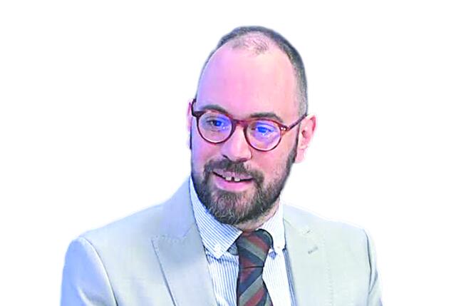 Δρ Νίκος Κουρεμένος