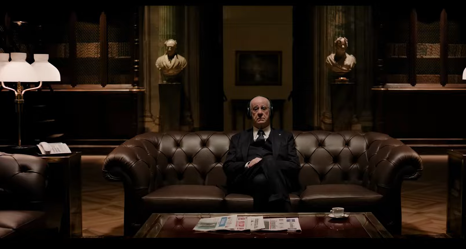 &Alpha;&pi;ό &tau;&omicron;&nu; &Pi;ά&omicron;&lambda;&omicron; &Sigma;&omicron;&rho;&epsilon;&nu;&tau;ί&nu;&omicron; &sigma;&tau;&omicron;&nu; &Mu;&pi;&rho;ά&nu;&tau;&lambda;&epsilon;ϊ &Kappa;&omicron;ύ&pi;&epsilon;&rho;: &Pi;&omicron;&lambda;&iota;&tau;&iota;&kappa;ή &pi;ά&theta;&omicron;&sigmaf; &kappa;&alpha;&iota; &Epsilon;&lambda;&beta;&iota;&sigmaf; &sigma;&tau;&eta; &mu;&epsilon;&gamma;ά&lambda;&eta; &omicron;&theta;ό&nu;&eta;