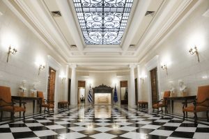 Το τηγάνι και η πολιτική