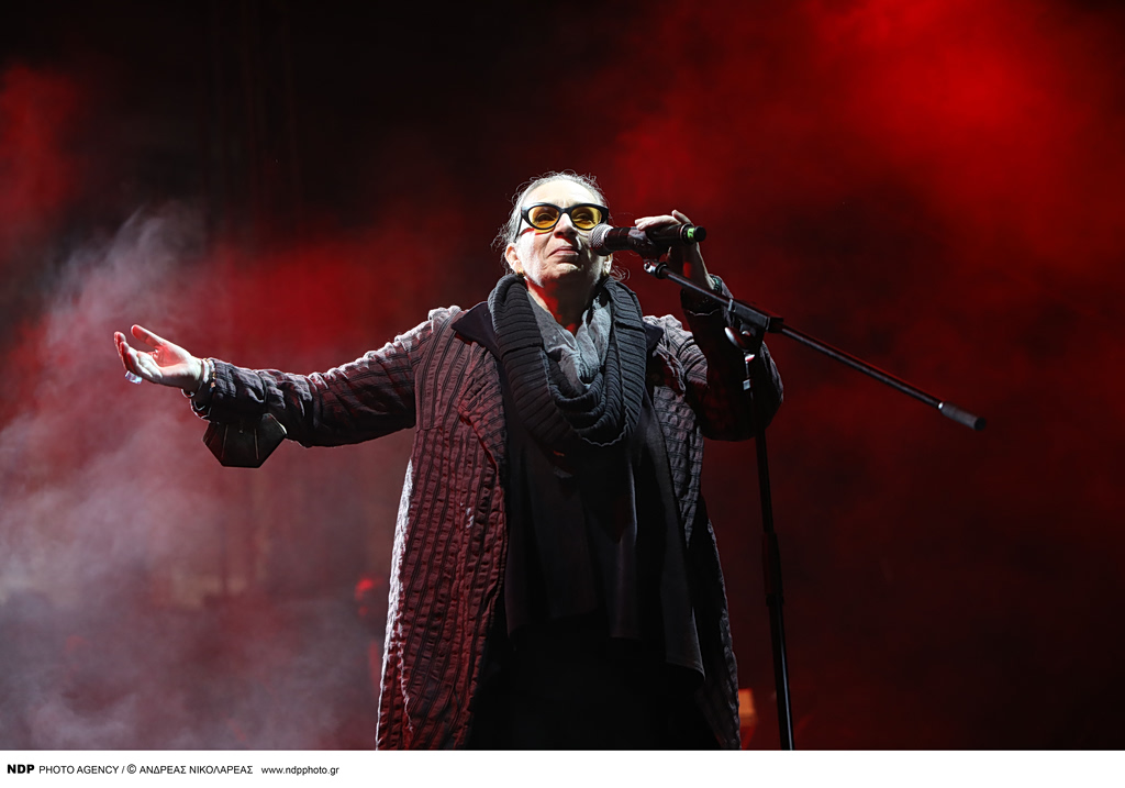 Λίνα Νικολακοπούλου: «Το τραγούδι του Akyla έχει μία ιδέα, είναι έξυπνο»