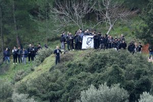 Τρέλα από τους οπαδούς του ΟΦΗ: Ανέβηκαν και στα «βουνά» για να παρακολουθήσουν την ομάδα τους