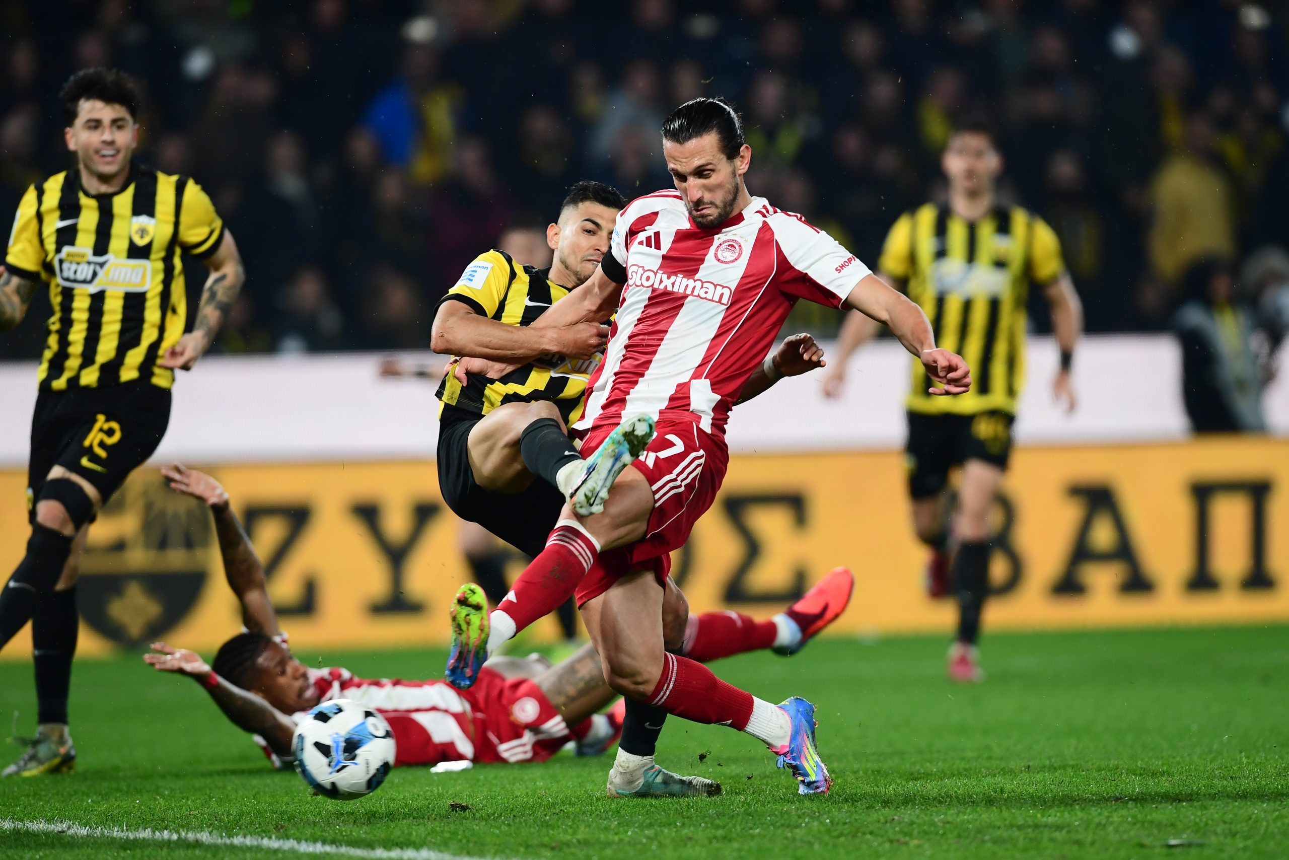 &Omicron;&lambda;&upsilon;&mu;&pi;&iota;&alpha;&kappa;ό&sigmaf;: &Mu;&epsilon; &kappa;&alpha;&rho;&delta;&iota;ά &pi;&rho;&omega;&tau;&alpha;&theta;&lambda;&eta;&tau;ή&hellip;