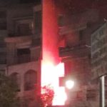 Μεγάλη φωτιά και εκρήξεις στον Άγιο Κωνσταντίνο Βόλου