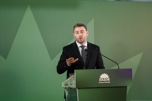 Αντίδραση ΠΑΣΚΕ για την υπόθεση Παναγόπουλου – Απειλεί τον Ανδρουλάκη με αποχώρηση απο το ΠΑΣΟΚ