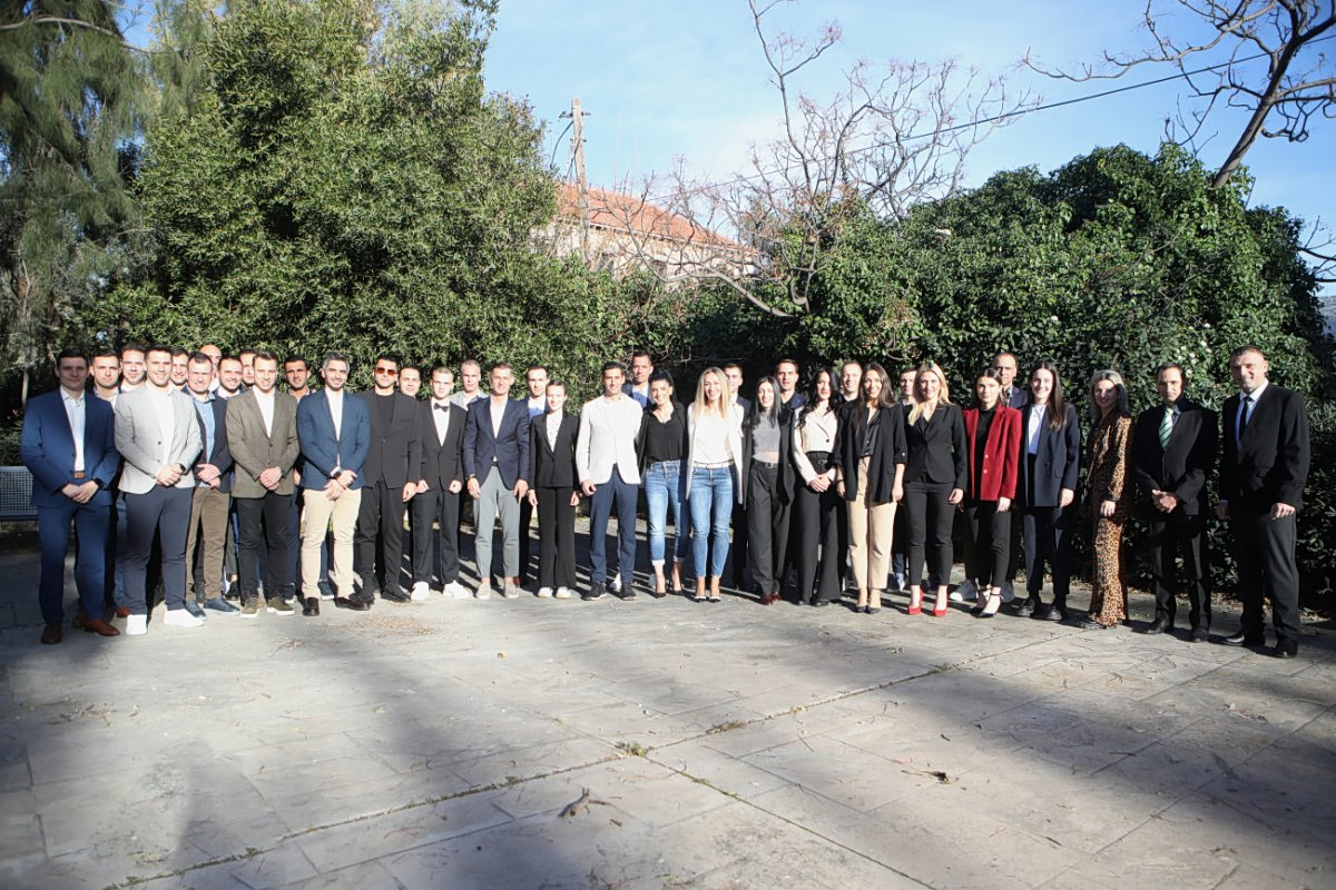 &Pi;&alpha;&rho;ά&theta;&upsilon;&rho;&omicron; &Gamma;&kappa;&alpha;&gamma;&kappa;ά&tau;&sigma;&eta; &sigma;&tau;&omicron;&upsilon;&sigmaf; &delta;&iota;&epsilon;&theta;&nu;&epsilon;ί&sigmaf; &gamma;&iota;&alpha; Έ&lambda;&lambda;&eta;&nu;&epsilon;&sigmaf; &delta;&iota;&alpha;&iota;&tau;&eta;&tau;έ&sigmaf; &sigma;&tau;&alpha; &nu;&tau;έ&rho;&mu;&pi;&iota; &alpha;&lambda;&lambda;ά&hellip;