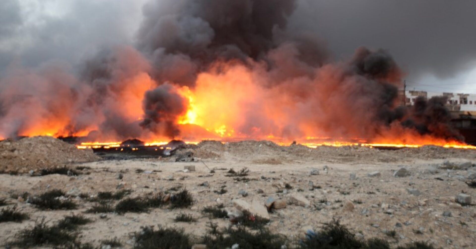 &Iota;&rho;ά&kappa;: &Pi;&upsilon;&rho;&kappa;&alpha;&gamma;&iota;ά &sigma;&epsilon; &delta;&iota;&upsilon;&lambda;&iota;&sigma;&tau;ή&rho;&iota;&omicron; &pi;&epsilon;&tau;&rho;&epsilon;&lambda;&alpha;ί&omicron;&upsilon; &ndash; Έ&nu;&alpha;&sigmaf; &nu;&epsilon;&kappa;&rho;ό&sigmaf; &kappa;&alpha;&iota; 13 &tau;&rho;&alpha;&upsilon;&mu;&alpha;&tau;ί&epsilon;&sigmaf;