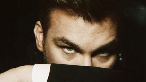 Γιώργος Σαμπάνης: Το συναρπαστικό video – έκπληξη με συμπρωταγωνιστή τον Κώστα Σπυρόπουλο