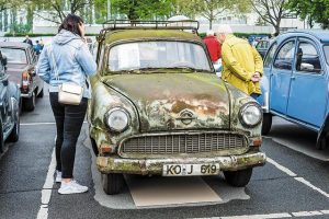 Το αυτοκίνητο που δεν πλύθηκε ποτέ από το 1977 – Και όμως λειτουργεί