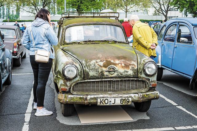 Το αυτοκίνητο που δεν πλύθηκε ποτέ από το 1977 – Και όμως λειτουργεί