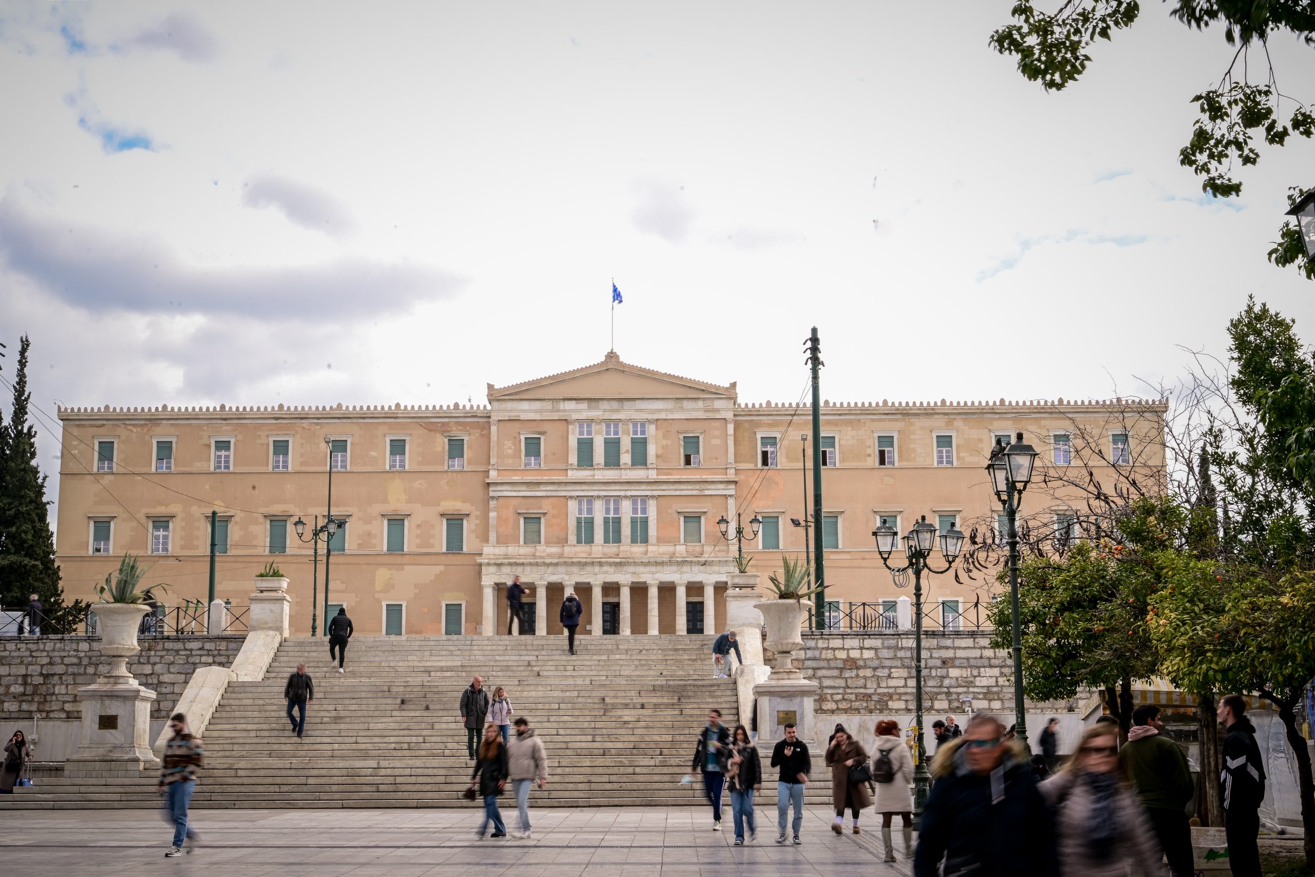 &Omicron; &sigma;&upsilon;&nu;ή&gamma;&omicron;&rho;&omicron;&sigmaf; &tau;&omicron;&upsilon; &alpha;&nu;&alpha;&gamma;&nu;ώ&sigma;&tau;&eta; &alpha;&pi;&alpha;&nu;&tau;ά &gamma;&iota;&alpha; &tau;&eta;&nu; &alpha;&nu;&alpha;&theta;&epsilon;ώ&rho;&eta;&sigma;&eta; &tau;&omicron;&upsilon; &Sigma;&upsilon;&nu;&tau;ά&gamma;&mu;&alpha;&tau;&omicron;&sigmaf; &kappa;&alpha;&iota; &pi;&iota;&theta;&alpha;&nu;έ&sigmaf; &delta;&epsilon;ύ&tau;&epsilon;&rho;&epsilon;&sigmaf; &kappa;ά&lambda;&pi;&epsilon;&sigmaf;