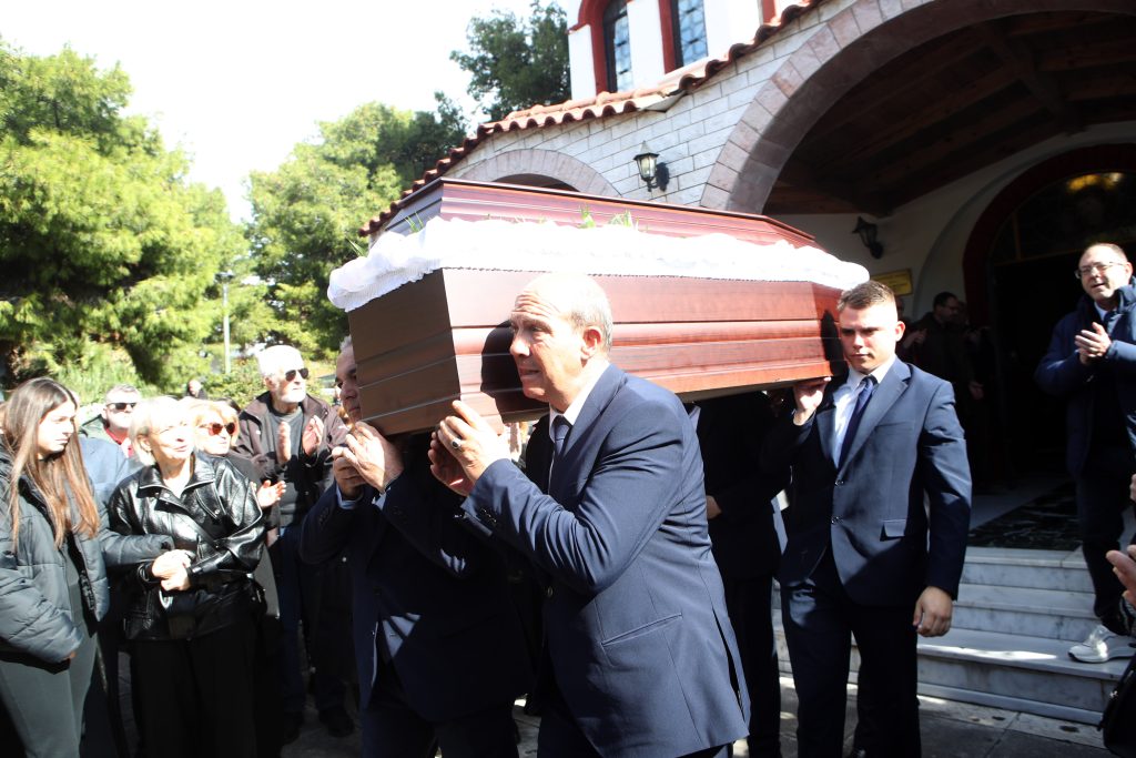 Το τελευταίο αντίο στον Θανάση Σκουρτόπουλο