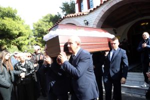 Το τελευταίο αντίο στον Θανάση Σκουρτόπουλο