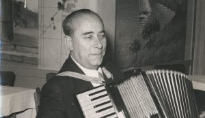 Ανδρέας Μαζαράκης: «Ο Σουγιούλ κουβαλούσε την ομορφιά της Σμύρνης»