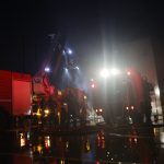 Σπάτα: Παρανάλωμα του πυρός η αποθήκη με αθλητικά είδη – Ενισχύθηκαν οι δυνάμεις της Πυροσβεστικής