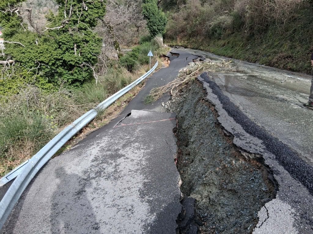 Κακοκαιρία: Εκκενώθηκαν δύο οικισμοί στον Ταΰγετο – Αίτημα να κηρυχθεί σε κατάσταση έκτακτης ανάγκης