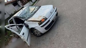 Σκηνές αρχαίας τραγωδίας στο σημείο όπου έχασε τη ζωή του ο 15χρονος στο τροχαίο στη Λούτσα