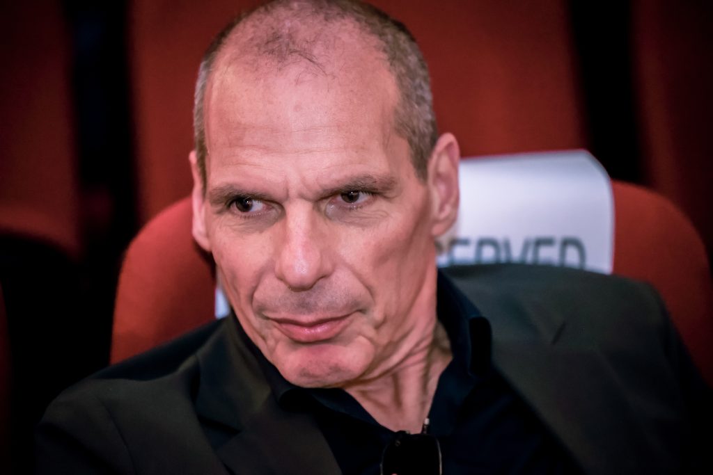 Γιάνης Βαρουφάκης: «Ο καπιταλισμός έχει ήδη τελειώσει και δεν το ξέρουμε καν»