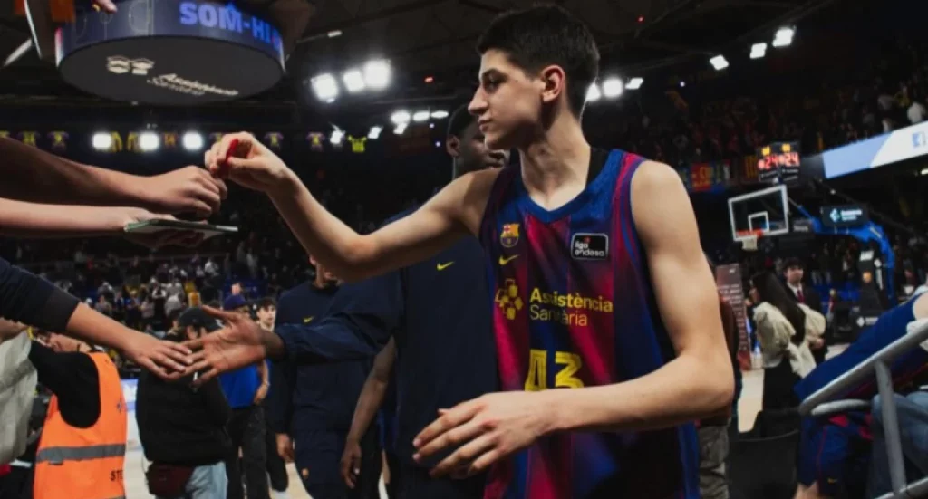 Νίκολα Κουστουρίτσα: Ο 16χρονος που σπάει τα ρεκόρ με τη Μπαρτσελόνα