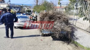 Πάτρα: Οδηγός τρακτέρ έπεσε πάνω σε είσοδο σχολείου – Η καρότσα προσέκρουσε σε περιπολικό