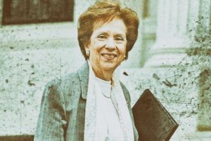 Αννα Ψαρούδα – Μπενάκη: «Ηταν πάντα η αρχή όλων των μεγάλων πραγμάτων»