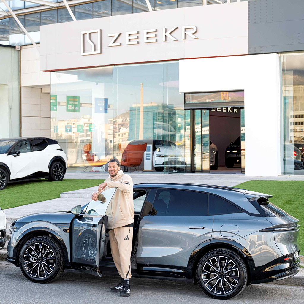 Brand Ambassador της Zeekr στην Ελλάδα o Γιώργος Πρίντεζης