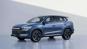 Τέσσερα υβριδικά SUV με χαμηλή κατανάλωση καυσίμου