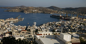 Σύρος: «Οχυρό» σταθερότητας στον τουρισμό – Μηδενικές ακυρώσεις