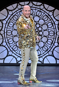 «Markos by Night»: Στην κορυφή της τηλεθέασης η παράσταση «20 χρόνια δελφινάριο» το Σάββατο 21 Μαρτίου