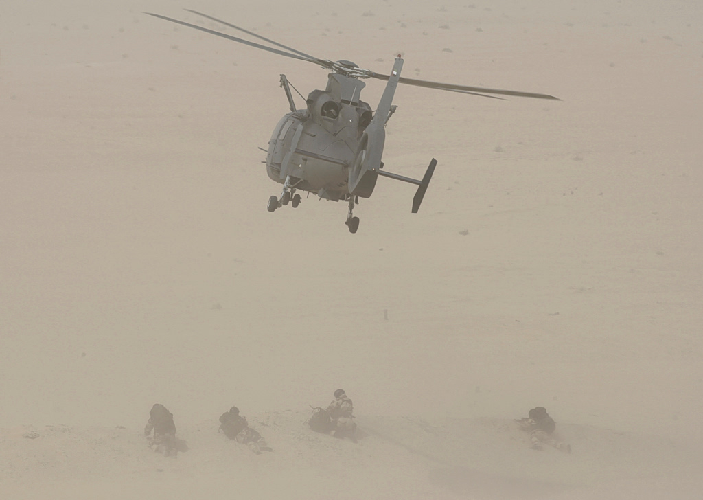 Κατάρ: Εξι νεκροί και ένας αγνοούμενος από τη συντριβή ελικοπτέρου