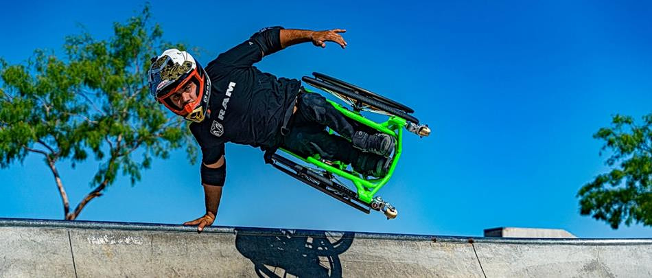 Aaron “Wheelz” Fotheringham: Ο άνθρωπος που «πέταξε» με το αμαξίδιο (vid)