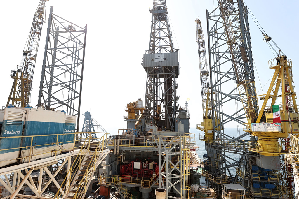 Το Ισραήλ χτύπησε εγκαταστάσεις του μεγαλύτερου κοίτασματος φυσικού αερίου στο Ιράν – Με αντίποινα απειλεί η Τεχεράνη