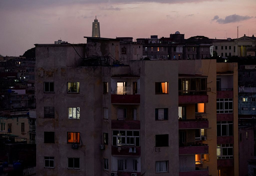 Στο σκοτάδι η Κούβα: Γενικό μπλακ άουτ στο νησί – Χωρίς ρεύμα 10 εκατομμύρια άνθρωποι