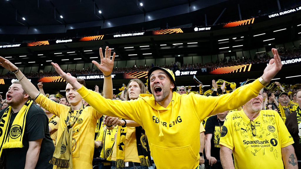 Οπαδός της Μπόντο Γκλιμτ κουρεύτηκε στο γήπεδο για τις πέντε σερί νίκες της ομάδας στο Champions League (vid)