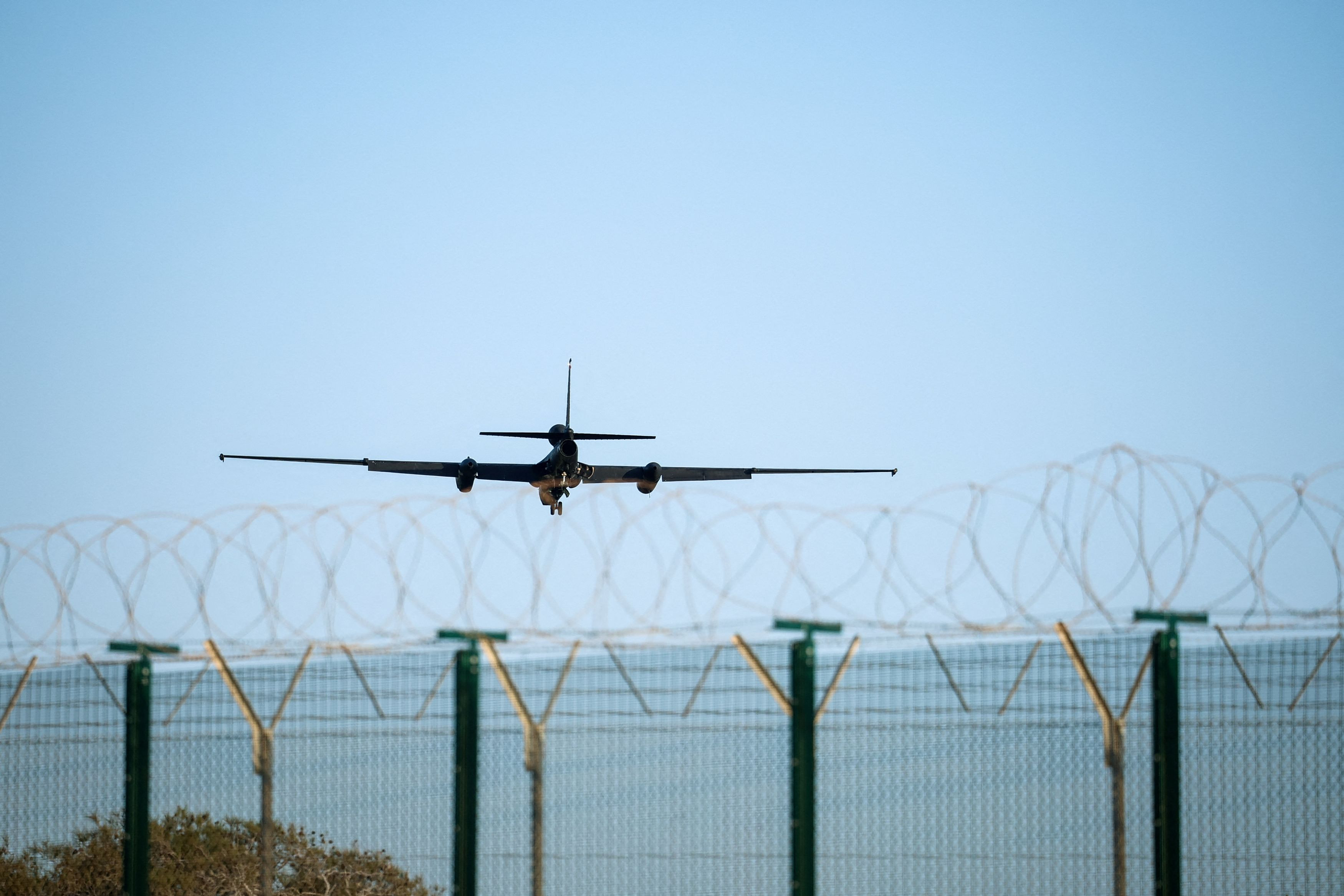 &Iota;&rho;ά&nu;: &Pi;&omicron;&iota;&epsilon;&sigmaf; &chi;ώ&rho;&epsilon;&sigmaf; &tau;&eta;&sigmaf; &Epsilon;&upsilon;&rho;ώ&pi;&eta;&sigmaf; &alpha;&pi;&epsilon;&iota;&lambda;&omicron;ύ&nu; &omicron;&iota; &Phi;&rho;&omicron;&upsilon;&rho;&omicron;ί &tau;&eta;&sigmaf; &Epsilon;&pi;&alpha;&nu;ά&sigma;&tau;&alpha;&sigma;&eta;&sigmaf;