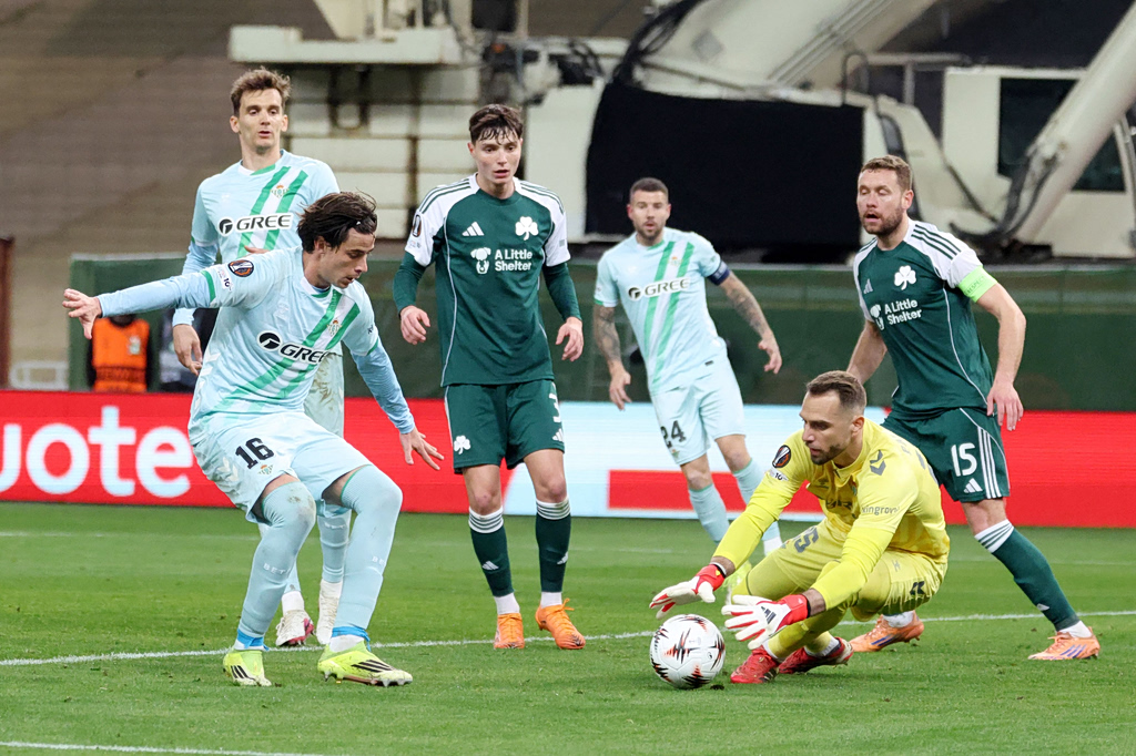 Λόπεθ: «Η Μπέτις βρίσκεται σε έναν ανεμοστρόβιλο υψηλών προσδοκιών»